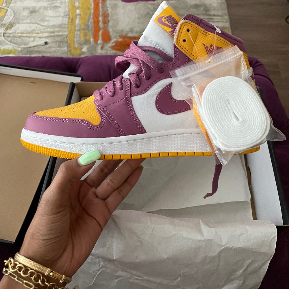 Air Jordan 1 High OG BrotherHood